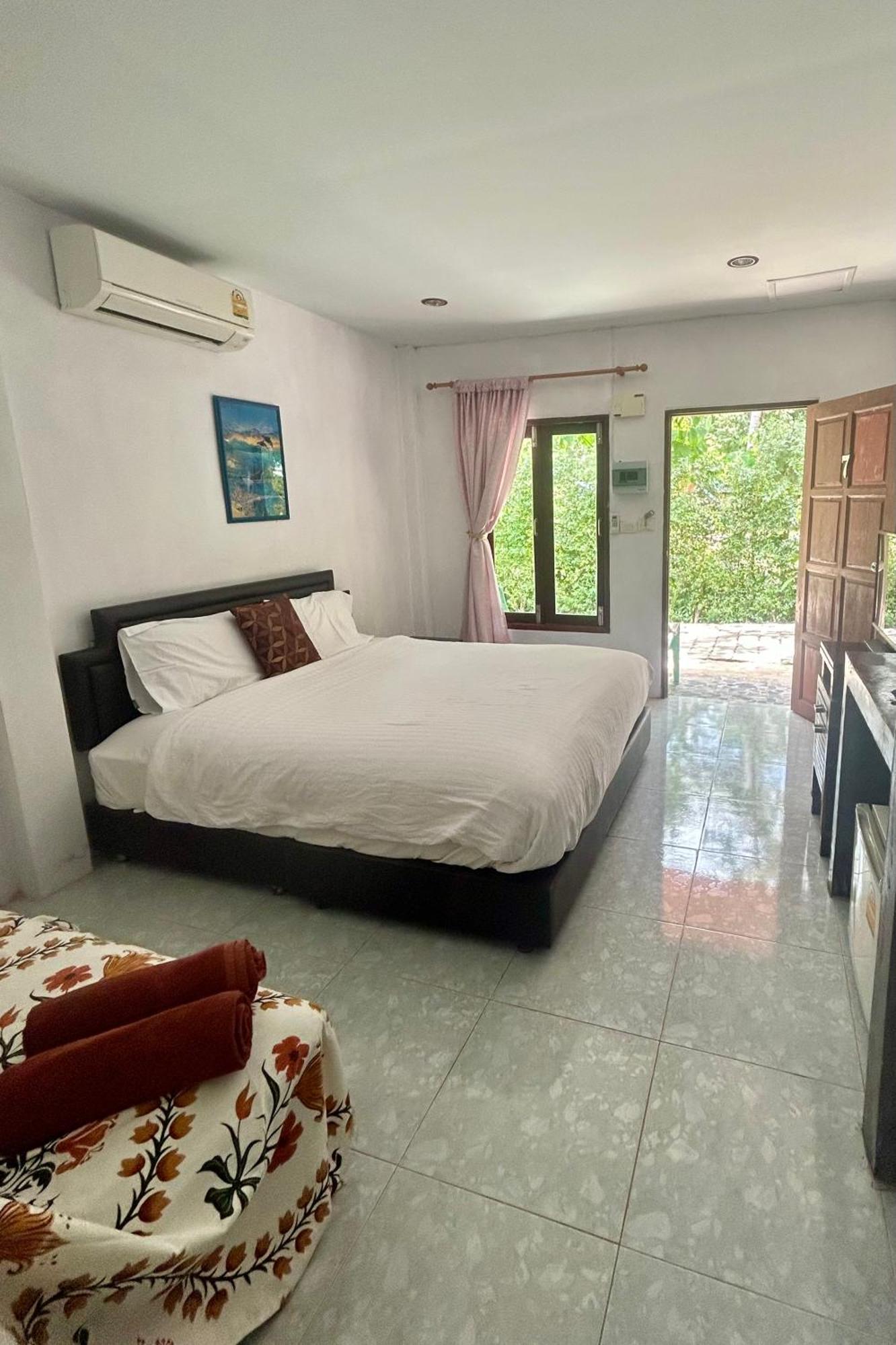 Pakmeng Beach Resort Bagian luar foto