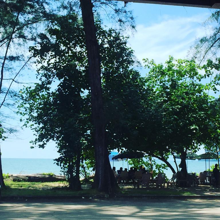 Pakmeng Beach Resort Bagian luar foto